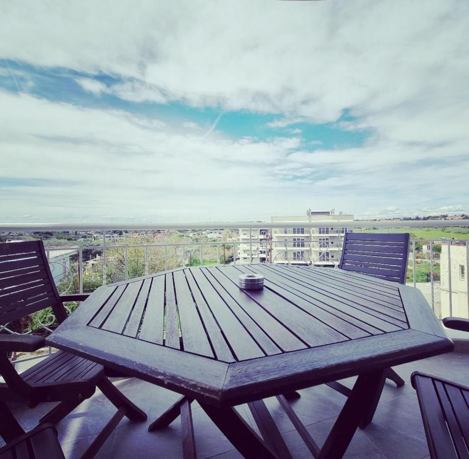 Tararas Apartments Michaniona Dış mekan fotoğraf