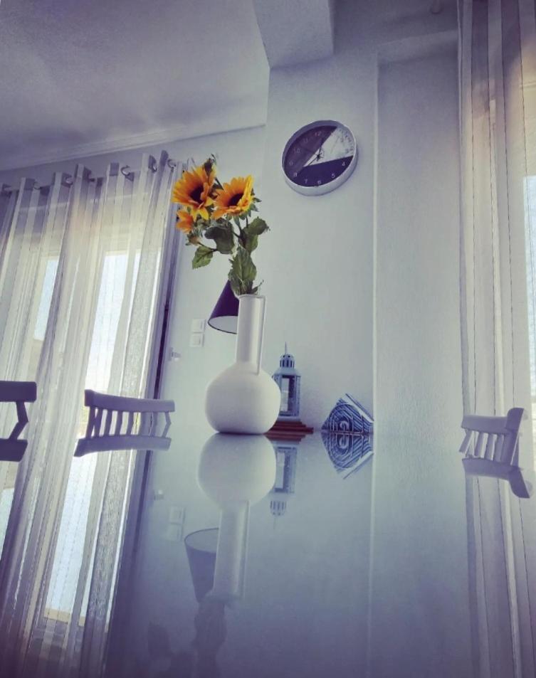 Tararas Apartments Michaniona Dış mekan fotoğraf