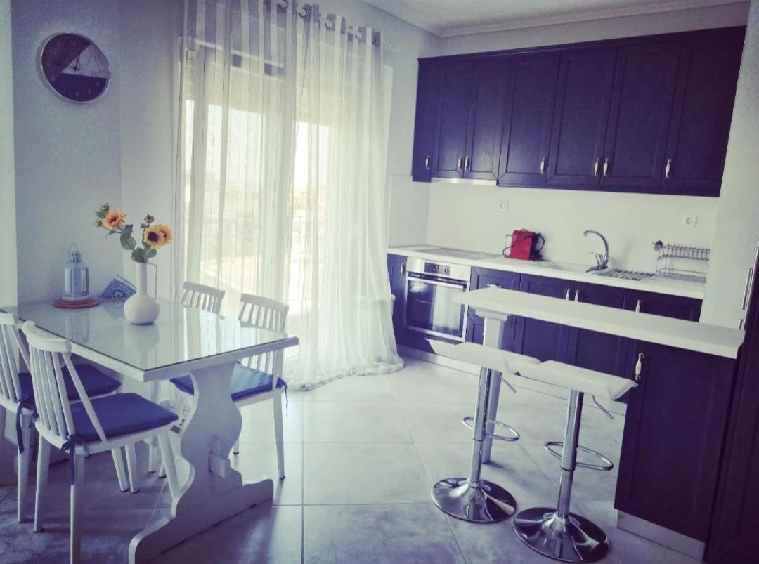 Tararas Apartments Michaniona Dış mekan fotoğraf